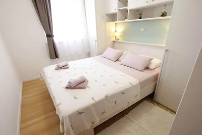 Holiday Home Mirta - Two Bedroom Villa with S...