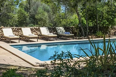 Schönes Ferienhaus mit privatem Pool