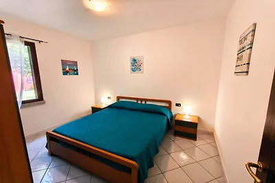 Apartment mit Pool und privatem Parkplatz