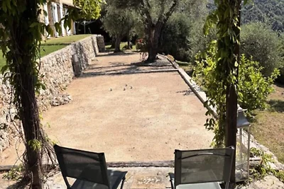 Villa in Cabris met Uitzicht & Jacuzzi