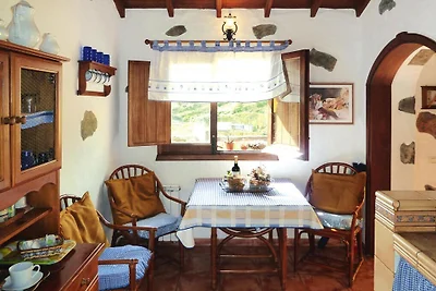 Wohnung in Moya mit Terrasse