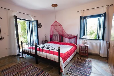 Ferienhaus in Karystos mit Schwimmbecken