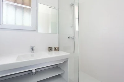 Wohnung mit AC in der Nähe der schönen Küste