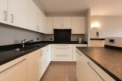 3-Zimmer-Wohnung mit Blick auf das Casino