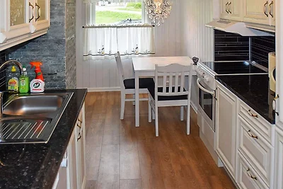 2 Personen Ferienhaus in Måndalen-By Traum