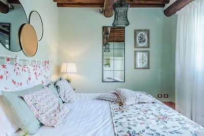 Bauernhaus in der Toskana mit Weinberg