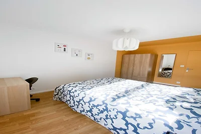Privatzimmer in Wohngemeinschaft –...