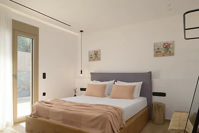 Luxusvilla mit Whirlpool für 9 Personen