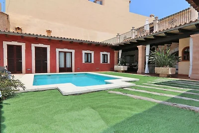 Villa in Muro met zwembad