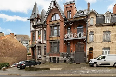 Schönes Ferienhaus in Dinant mit Garten