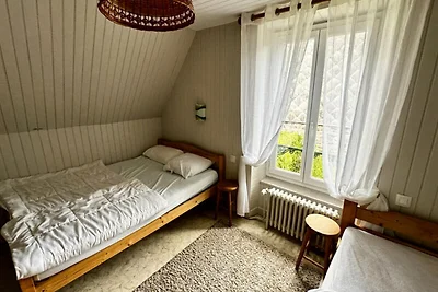 Haus in Le Mont-Dore mit Bergblick