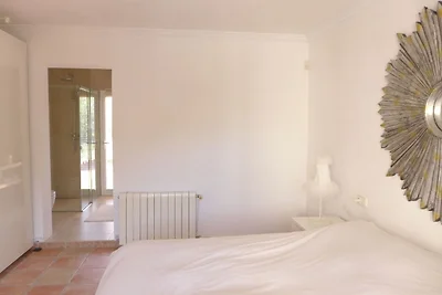 Elegante villa con piscina cerca de San José