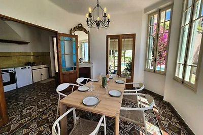 Haus in Saint-Mandrier mit privatem Pool