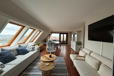 Penthouse in De Haan met Uitzicht op Zee