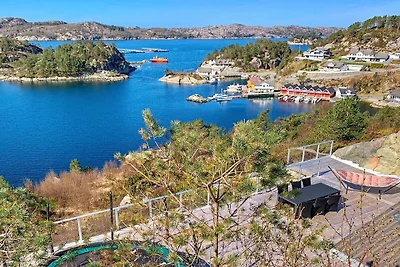 12 persoons vakantie huis in Fitjar