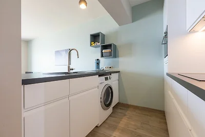 Modern appartement met frontaal zeezicht
