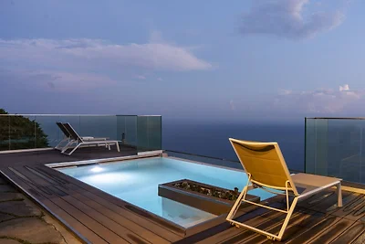 Ruhige Nocelle Villa mit Pool