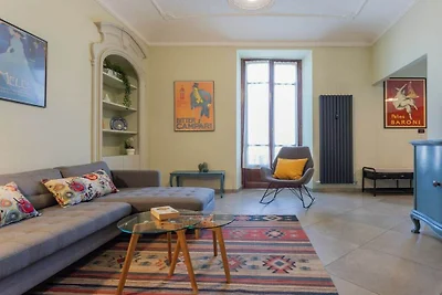 Wohnung in Torino mit Balkon und Parken