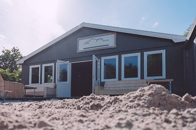 Huizen en groepskamer, bij natuurreservaat