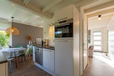 Bungalow in Sint Maartenszee am Strand