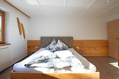 Exklusive Wohnung mit Garten und Whirlpool