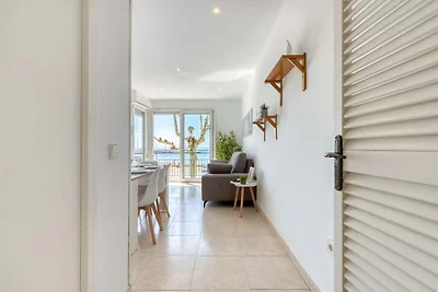 Hübsche Wohnung mit Balkon