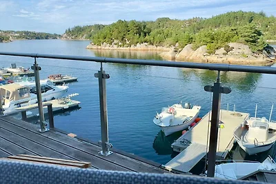 8 Personen vakantie huis in Urangsvåg