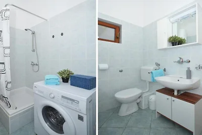 Apartments Nina - Two Bedroom Apartment with ...