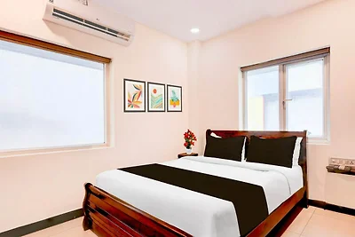 Super Hotel O MG Road, früher Aditi