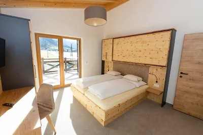 Hochwertige Ferienwohnung mit Skiraum in...