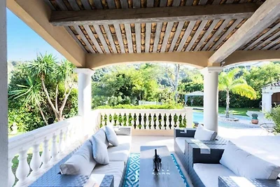 Villa in Cannes mit beheiztem Pool und...