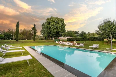 Villa in der Toskana nahe Montecarlo...