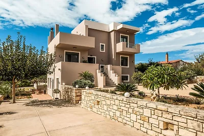 Moderne Villa in Adelianos Kampos in...