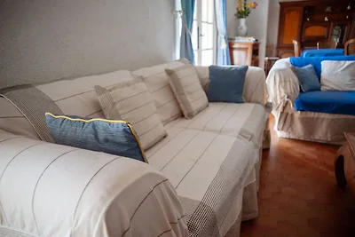 Herrliche Villa mit privatem Garten in...