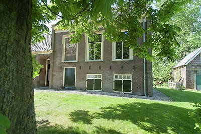 Sfeervolle woning in Easterlittens op een Fri...