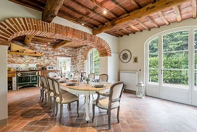 Bauernhaus in Lucca mit Pool