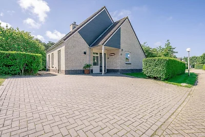 Charmante Villa in der Nähe von Meer und Wald