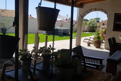 Superior one bedroom apartment