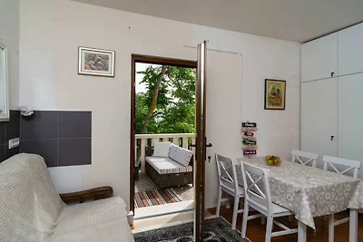 Elegant Sutivan Apartments with Balcony - Two...