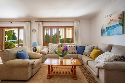 Elegante Villa für 12 Gäste mit Pool auf...