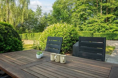 Cottage familiare con terrazza e prato