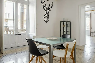 Cavour apartment with balcony - P.IVA