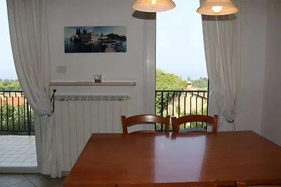 Charmantes Apartment mit Pool in der Nähe von...