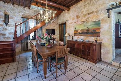 Atemberaubende Villa für 7 Personen in...