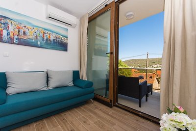 Villa LA - Comfort One-Bedroom Apartment with...