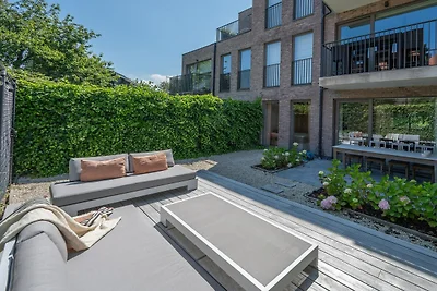 Gelijkvloers appartement met tuin