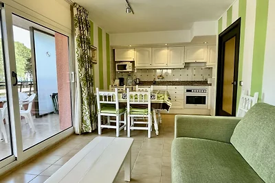 Appartement Salles Beach voor vijf personen