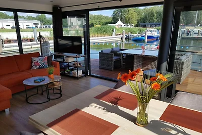 Schwimmender Komfort in Peenemünde