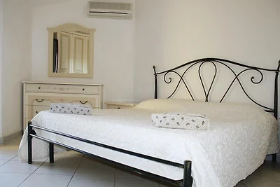 Appartamento a Villaputzu con giardino