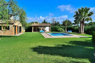 Haus in Pollensa mit Pool und Grillbereich